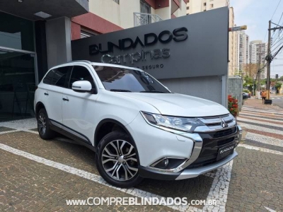 Outlander Branco 2017 - Mitsubishi - Campinas cód.36084