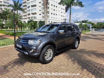 Pajero Cinza 2016 - Mitsubishi - São Paulo cód.36535