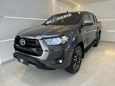 Hilux Cinza 2021 - Toyota - São Paulo cód.36202